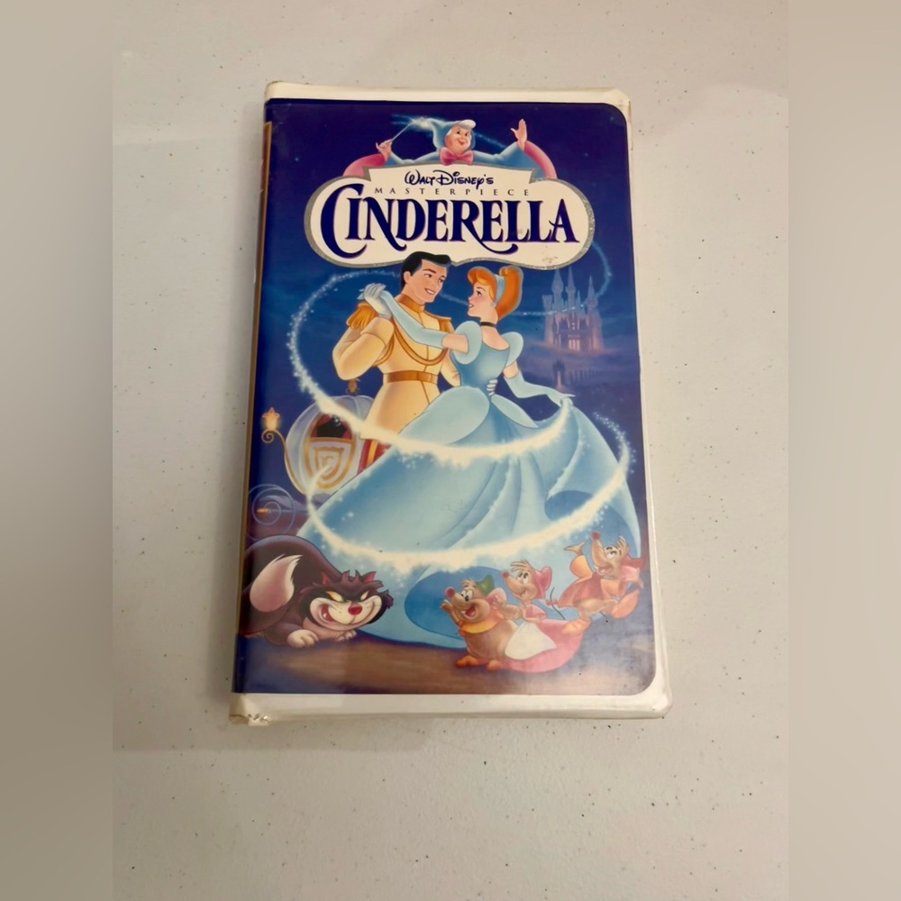 Disney’s Masterpiece Collection Cinderella VHS Movie 5265